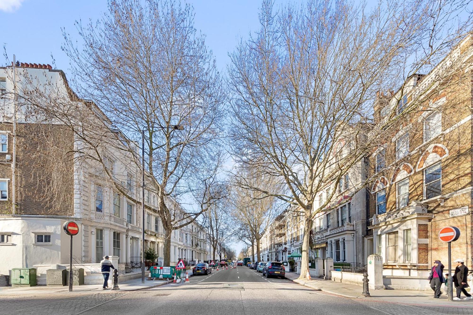 Newly Renovated Kensington 2 Bedroom Apartment With Balcony Near Harrods Sleeps 6, 2 Min Walk From Station Londra Exterior foto