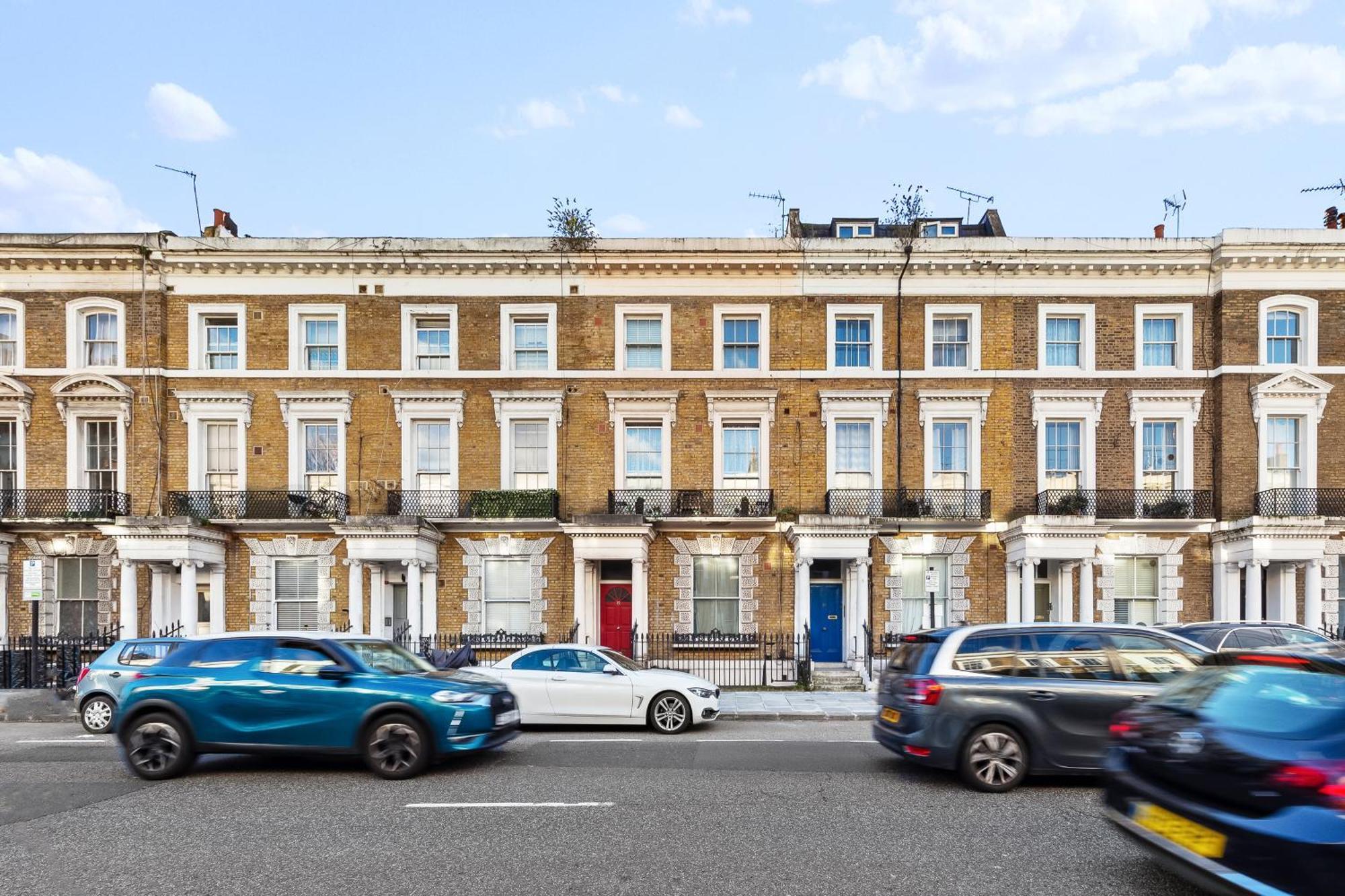 Newly Renovated Kensington 2 Bedroom Apartment With Balcony Near Harrods Sleeps 6, 2 Min Walk From Station Londra Exterior foto